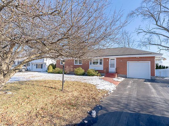 4th image of 29 Norbrick Dr