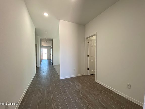 2nd image of 4413 S 108TH Avenue