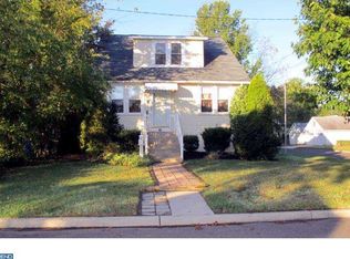 526 N Garfield Ave, Moorestown, NJ 08057