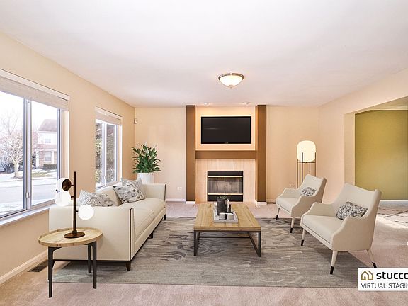 3rd image of 569 Charlton Ct