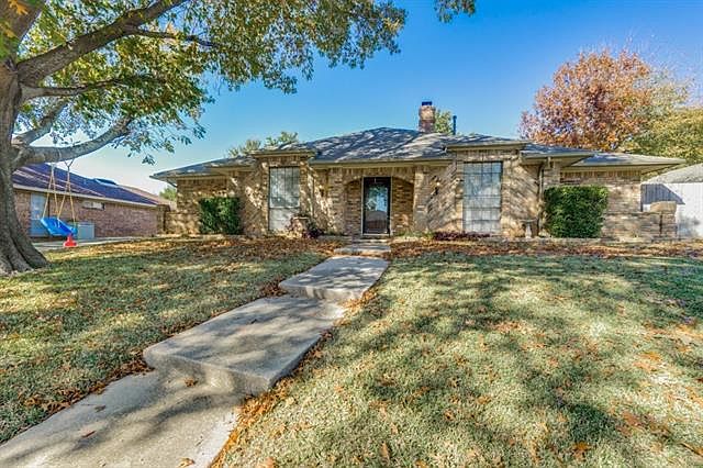 1st image of 509 Hinsdale Dr