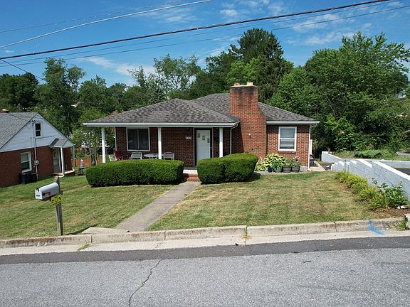 2nd image of 630 Henry St