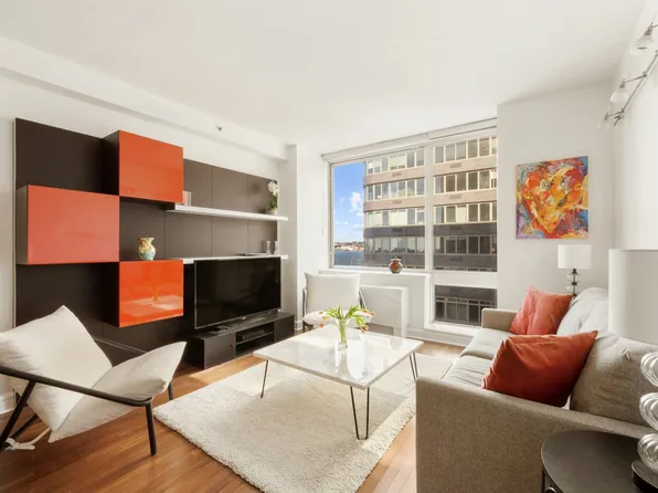 120 Riverside Boulevard 10D image 1 of 13