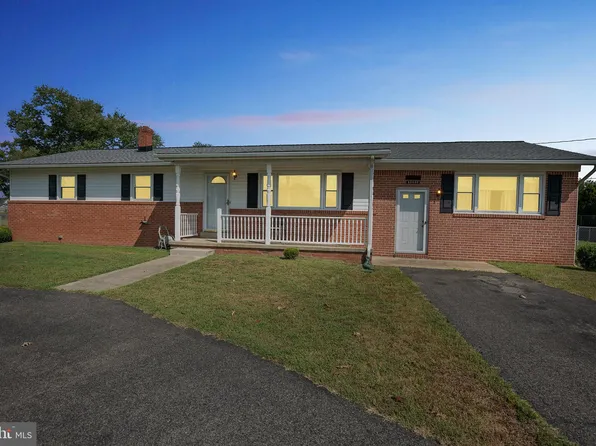 14310 Smallwood Dr, Hughesville, MD 20637