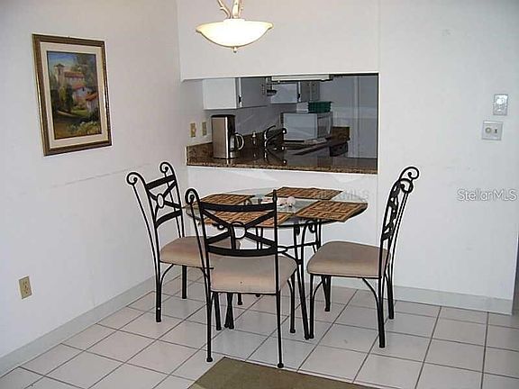 Dining area To Kitchen Pass Thru - Bar