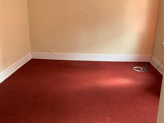 2nd image of 1403 Arnow Ave