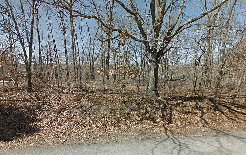 1st image of 27 Stonehaven Dr