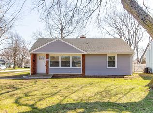 103 S Quentin Rd, Palatine, IL 60067