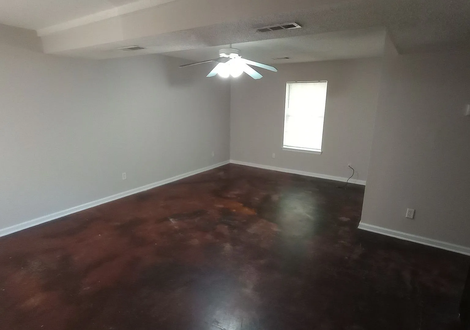 602 19th Street Blake Apartments — Photo 3