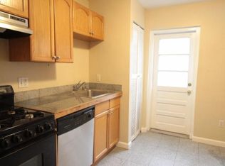 224 Hanover St #30, Boston, MA 02113