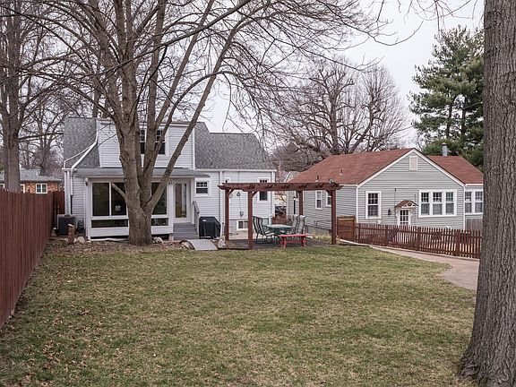 4th image of 6626 Hancock Ave