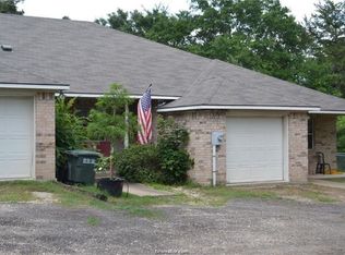 17325 Cedar Rock Ct, College Station, TX 77845