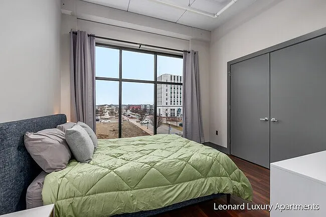The Leonard Luxury Apartments — Photo 97