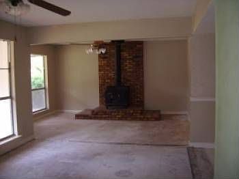 3rd image of 1017 Miranda Dr