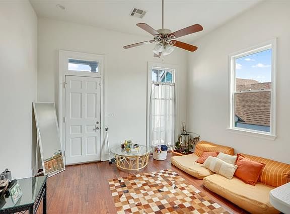 5th image of 2716 Dryades St