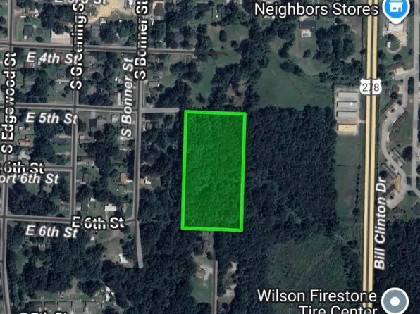 Harris St, Hope, AR 71801