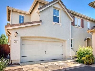 722 Equinox Loop, Lincoln, CA, 95648