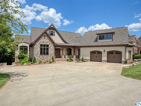 4th image of 11034 Everest Cir SE