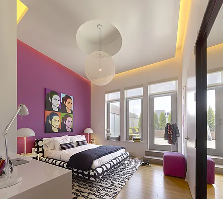 Sold by The Marketing Directors (Arias) | media 48