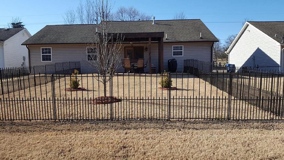 2nd image of 602 Delafield Pl NW