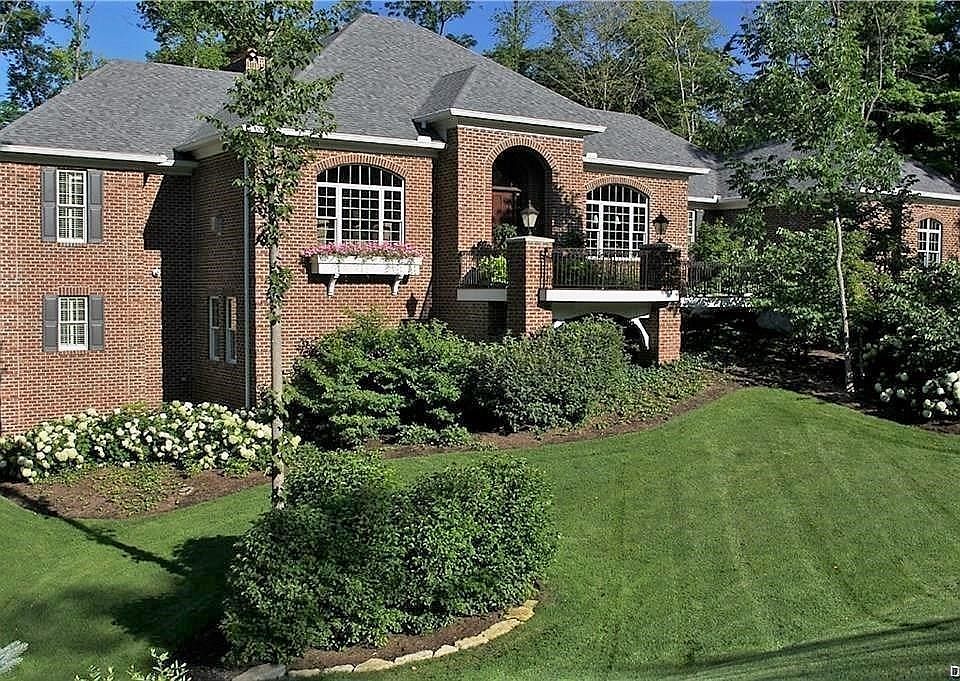 7853 Country Brook Ct, Springboro, OH 45066 Zillow