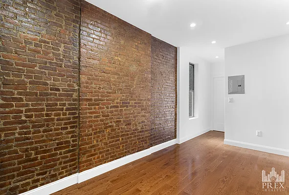 Rented by PREX Realty Corp | media 28