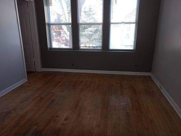 4th image of 2821 W 25th Pl APT 2