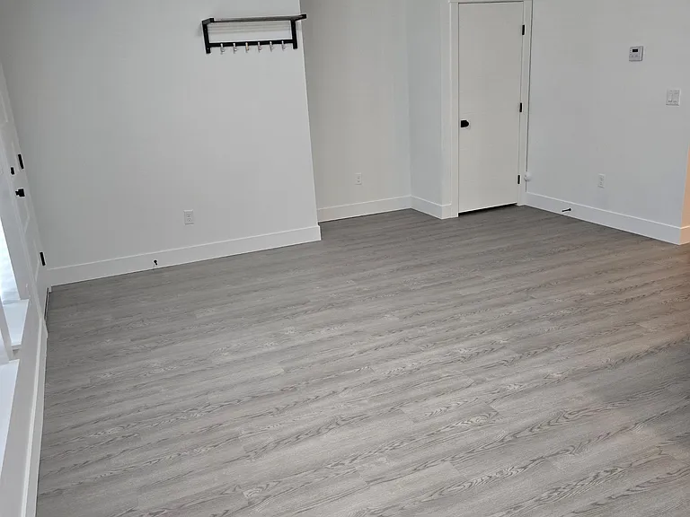 280 E Lorene St — Photo 25