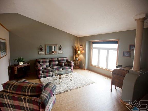 2nd image of 5709 S Chuck Dr
