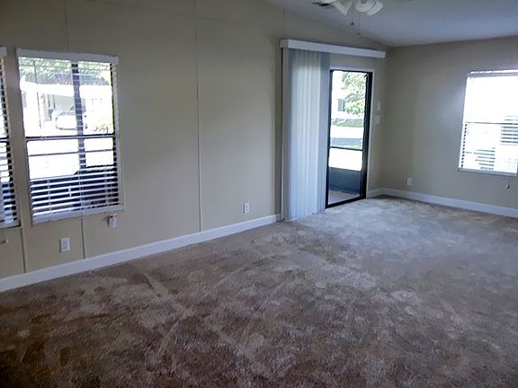 4th image of 4083 Madre Dr