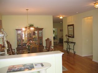 11 Meadowbrook Aly, Barnegat, NJ 08005