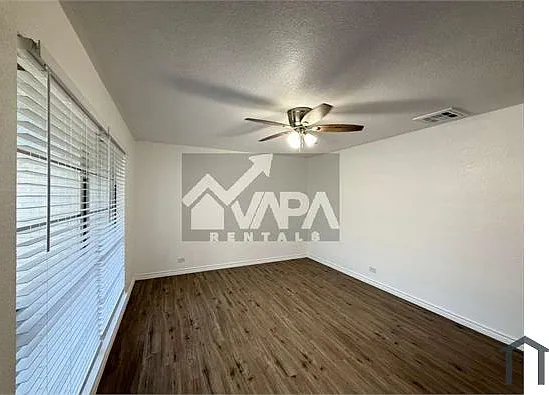 5019 Starfire St — Photo 12