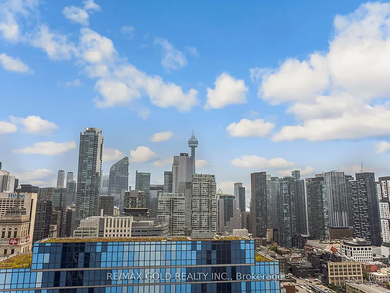 230 Simcoe St #2818 — Photo 38