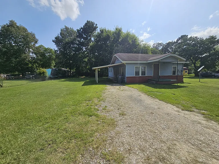 505 McHale St — Photo 9