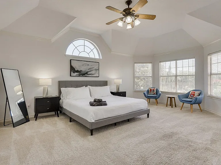 2800 Cherry Spring Ct — Photo 18