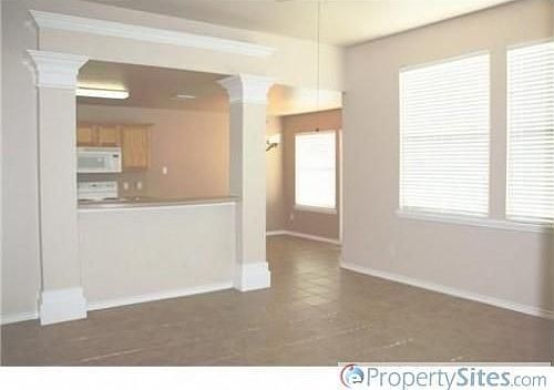 4th image of 6617 Park Wind Dr