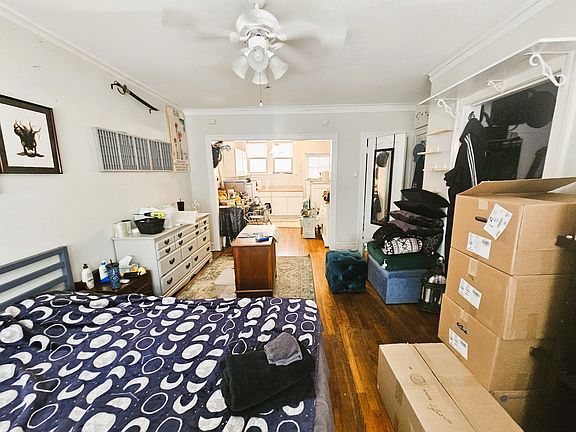 4th image of 1601 W Birchwood Ave #3