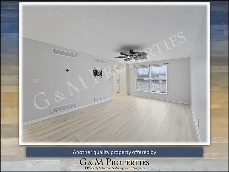 44 Chester Ave — Photo 8