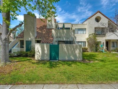 321 N Melrose Dr UNIT A, Vista, CA, 92083