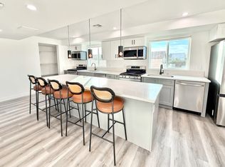 1329 W 36th St, Los Angeles, CA 90007