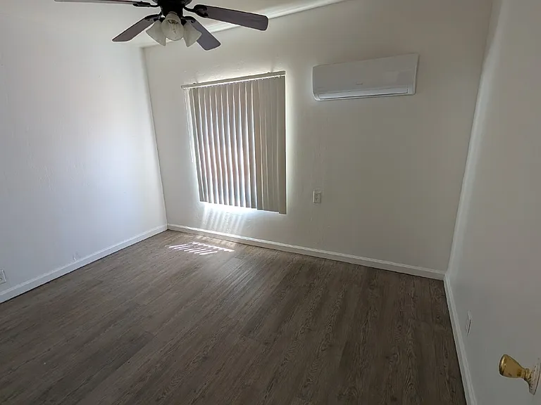 140.5 S G St — Photo 9