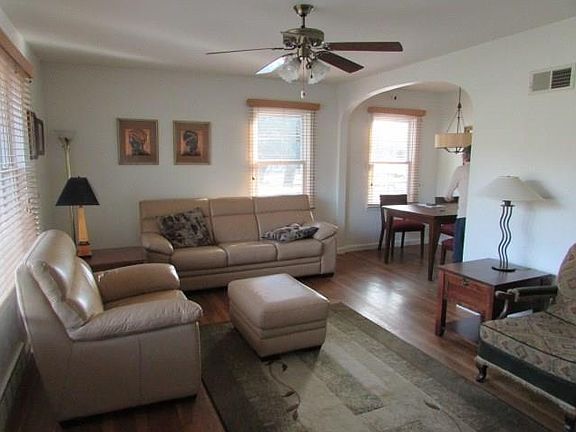 2nd image of 1202 O'Malley Dr