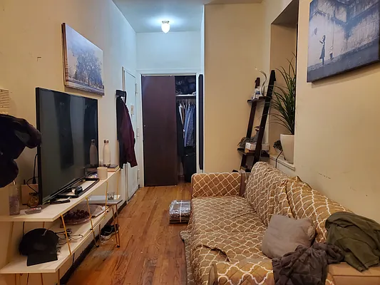 Rented by Corcoran | media 4