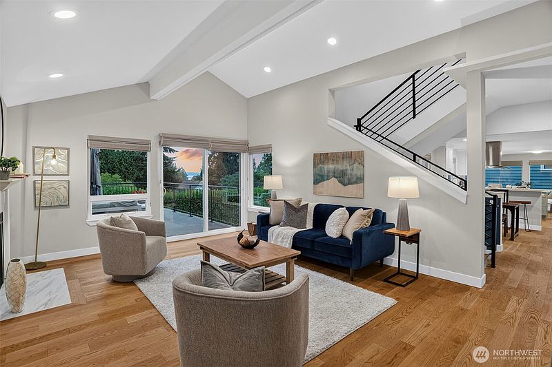 3rd image of 9226 25th Avenue NW