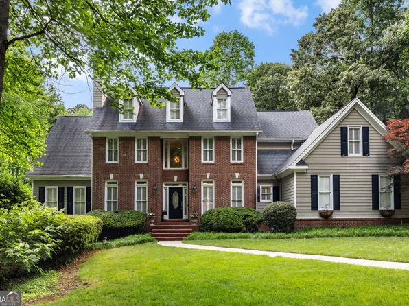 530 Twinflower Ct, Roswell, GA 30075