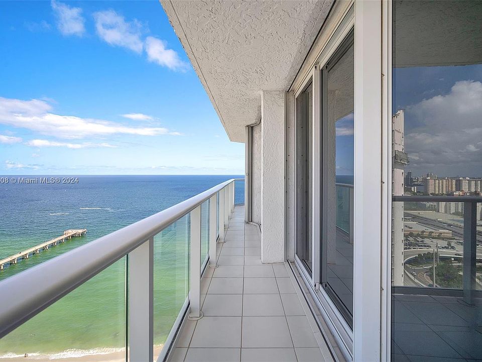 1st image of 16445 Collins Ave APT 2626