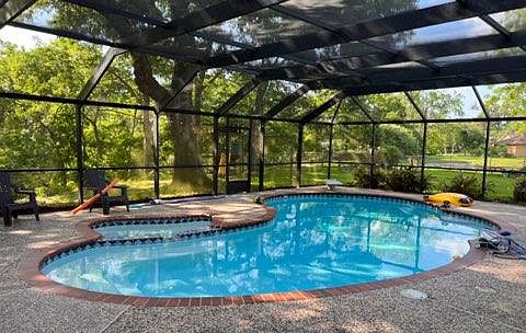 2nd image of 427 Huckleberry Dr