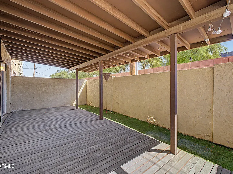 2225 E Catalina Dr — Photo 28