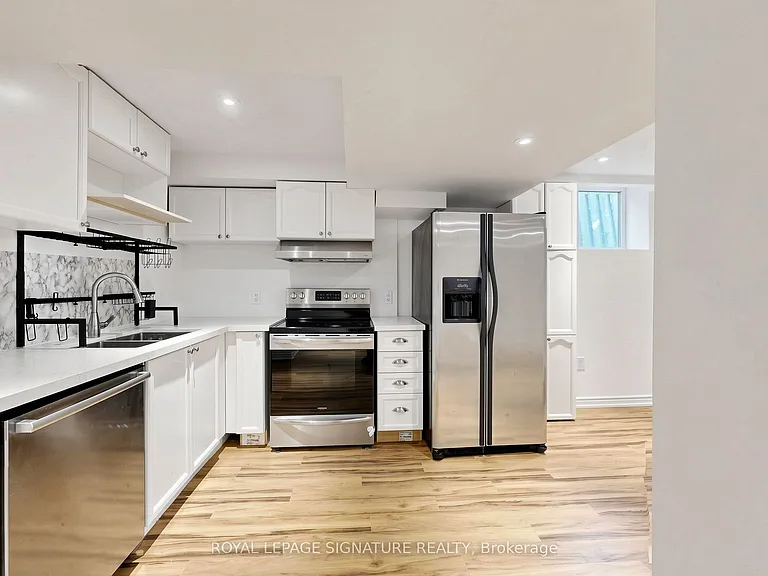 218 Paxton Cres #BASEMENT — Photo 10