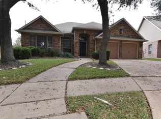 122 Kentwood Ridge Ct, Sugar Land, TX 77479